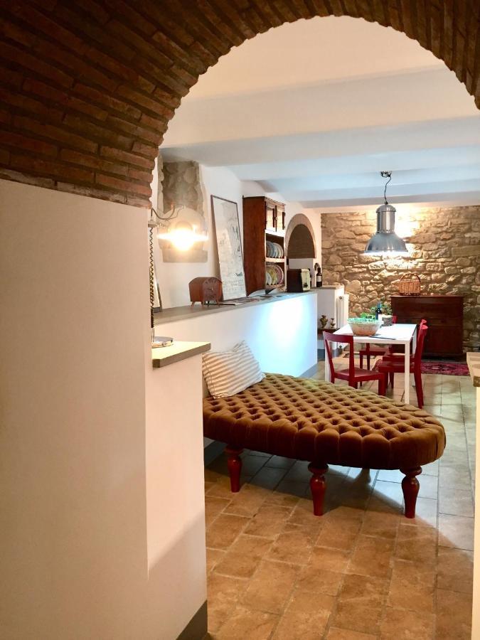 ארצו La Taverna Fra Le Colline מראה חיצוני תמונה